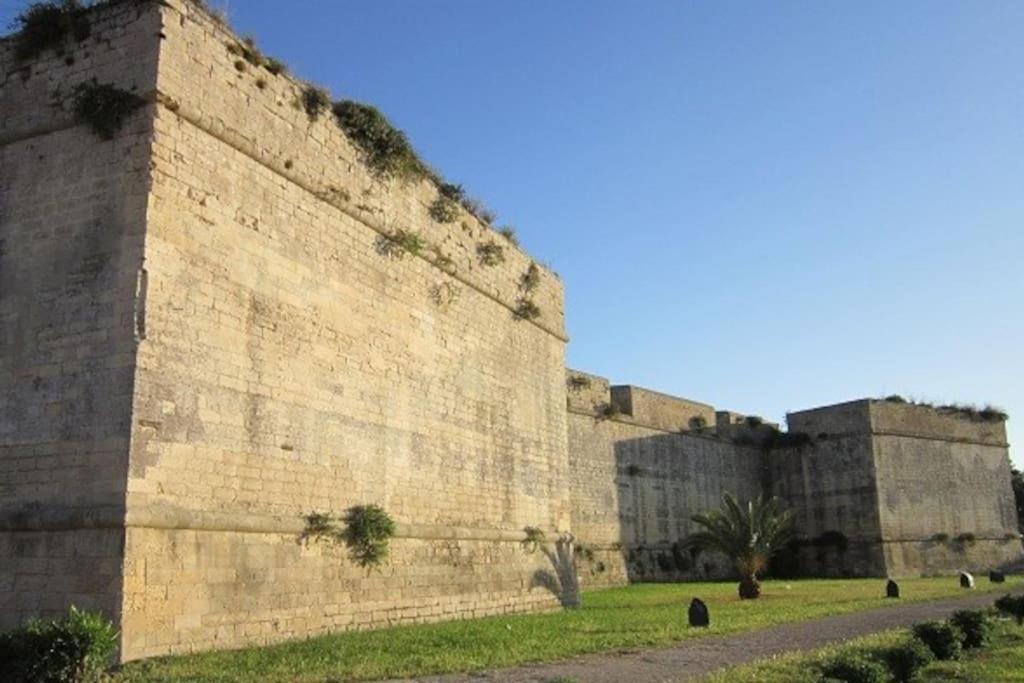 Casa Vacanze De Mari Lecce Exterior foto